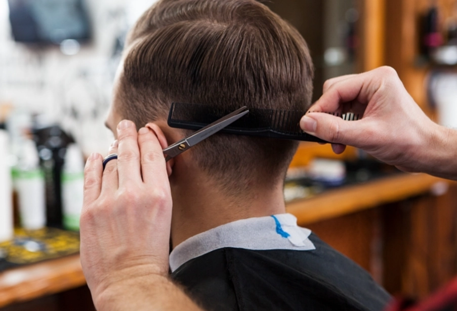 朋友剪頭髮 夢 朋友剪頭髮 夢