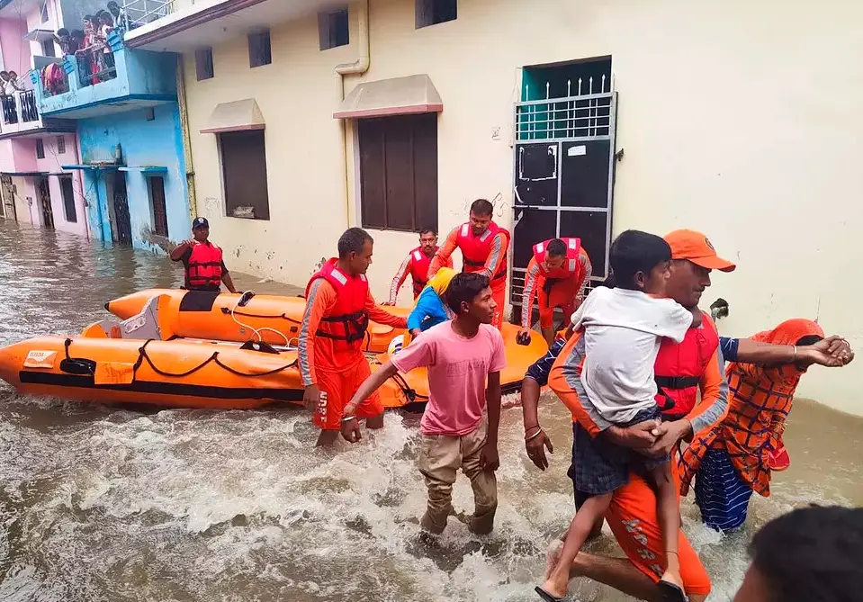 夢見水災 逃生 夢見水災 逃生