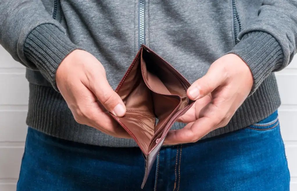 夢到錢不見的深度解析：心理學專家教你解讀潛意識財富警訊