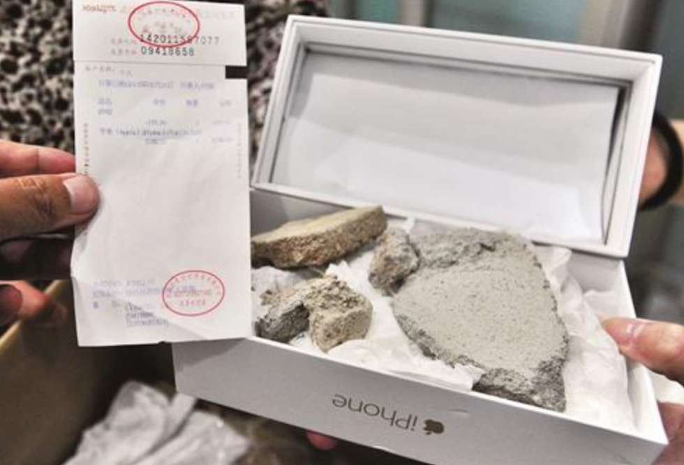 夢到手機被調包？心理學家解析夢境背後的焦慮與暗示