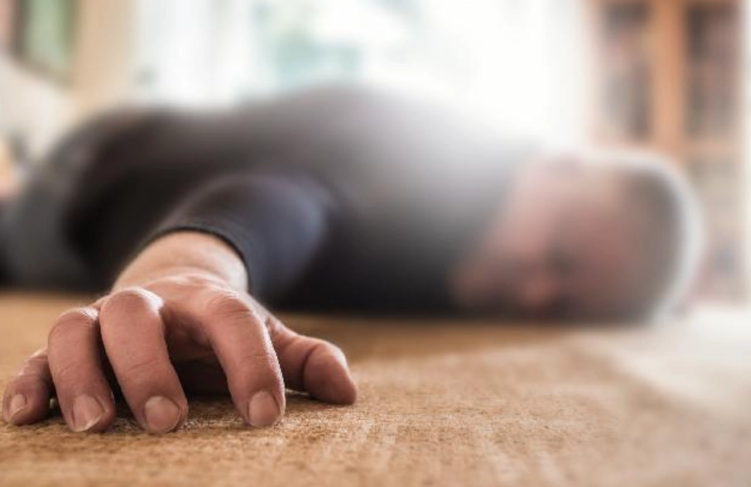 夢中夢猝死是真是假？解析睡眠癱瘓與多重夢境的致命風險