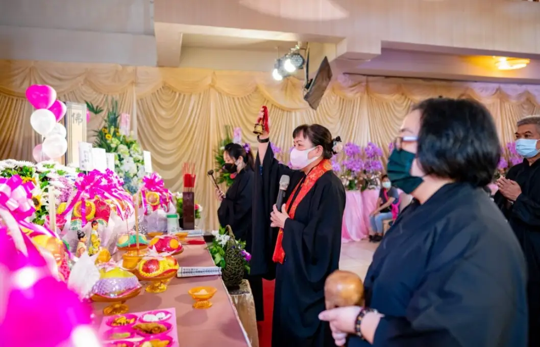 夢見去世親人又死一次