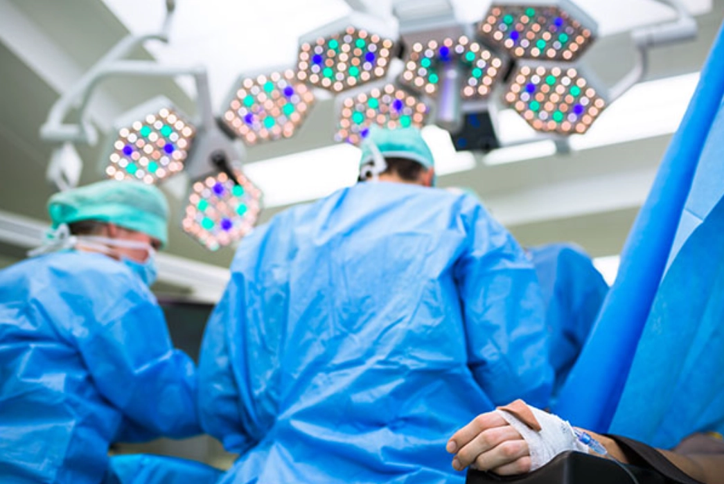 夢見不認識的人死掉：心理學深度解析與實用應對指南