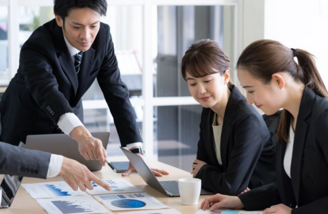 夢比人追是什麼意思？從盲目奔跑到清醒生活的實踐指南