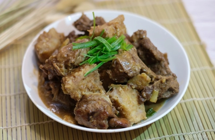 芋頭炆排骨餐廳 芋頭炆排骨餐廳