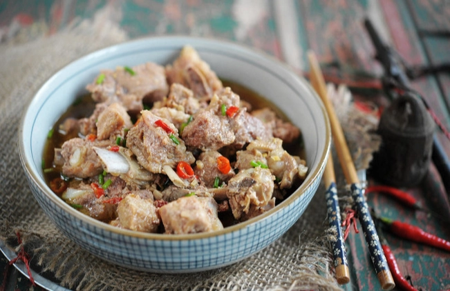 芋頭炆排骨餐廳 芋頭炆排骨餐廳