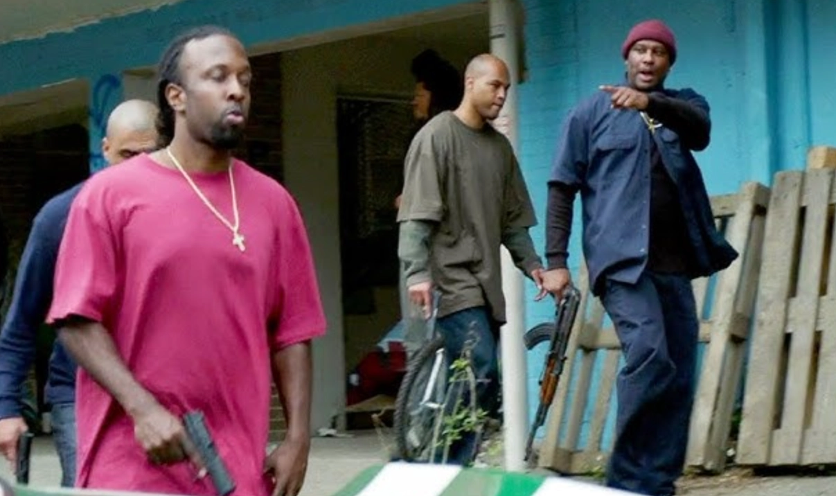 夢到被追殺一直跑：解夢專家教你深度解析與實用應對策略