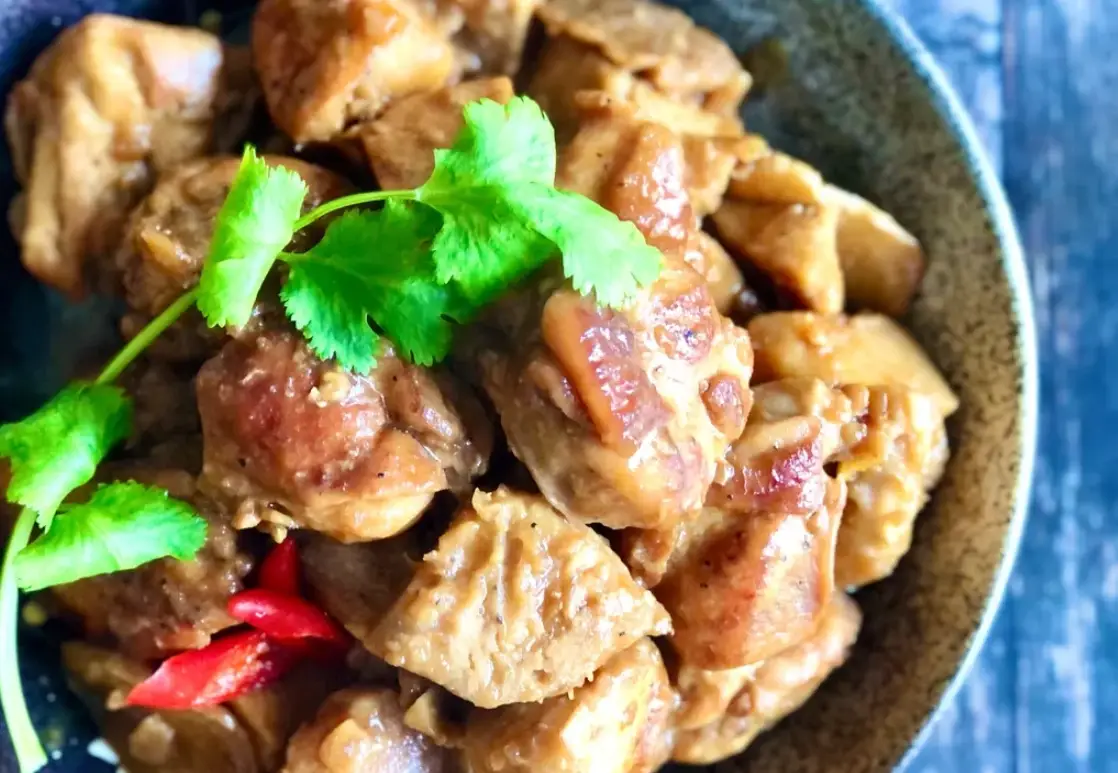 芋頭燒雞食譜 芋頭燒雞食譜