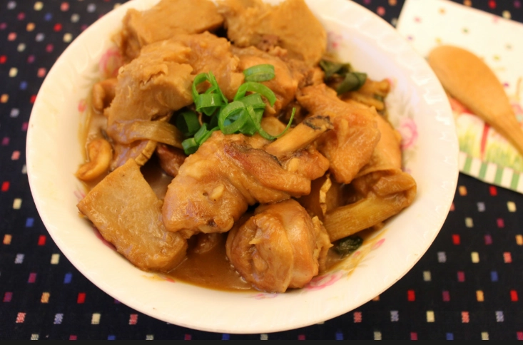 芋頭椰汁炆雞 食譜 芋頭椰汁炆雞 食譜