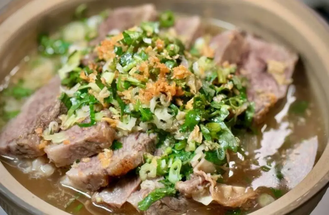 中環打工仔午餐指南：隱藏美食地圖與省錢秘訣大公開