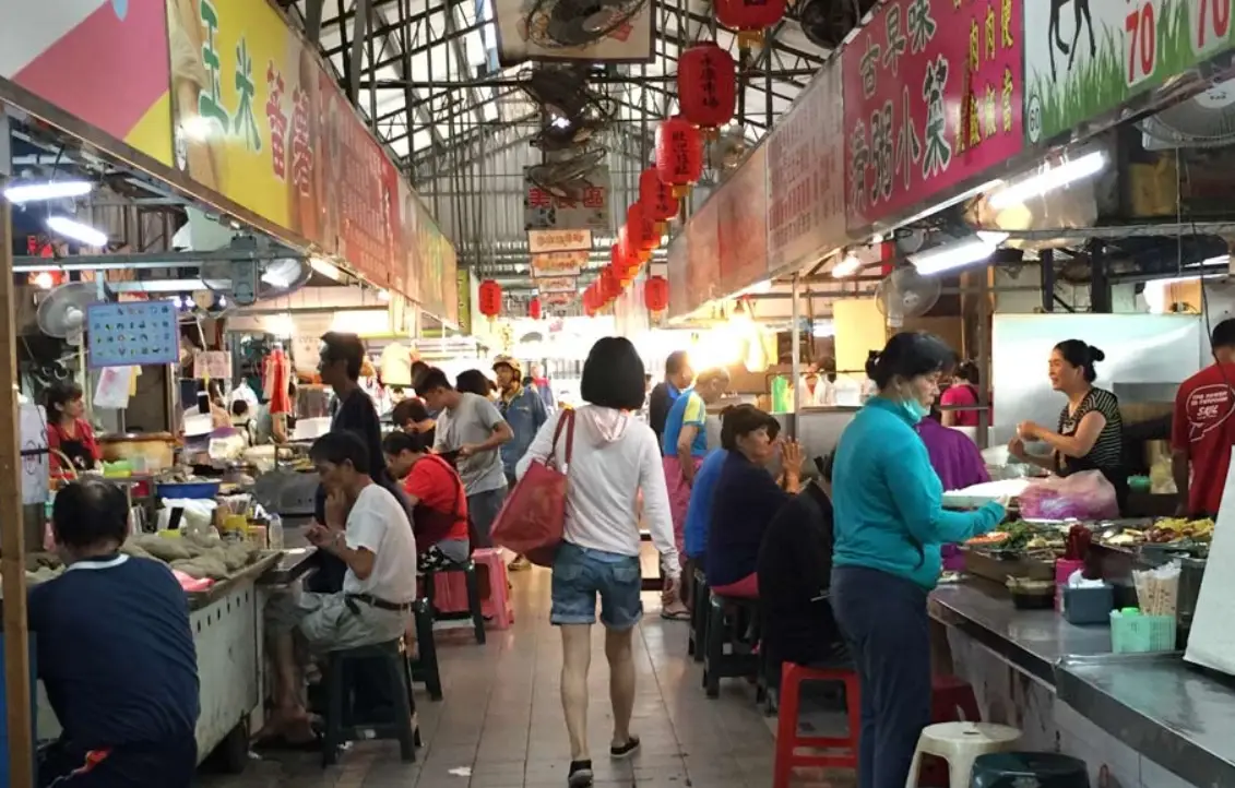 永康菜市場美食攻略：在地人私藏的必吃清單與採購秘笈