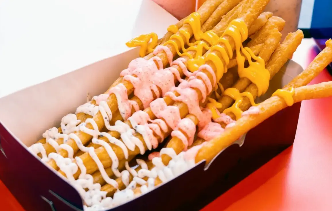 中環小食終極指南：在地人私藏美食地圖與省錢秘訣