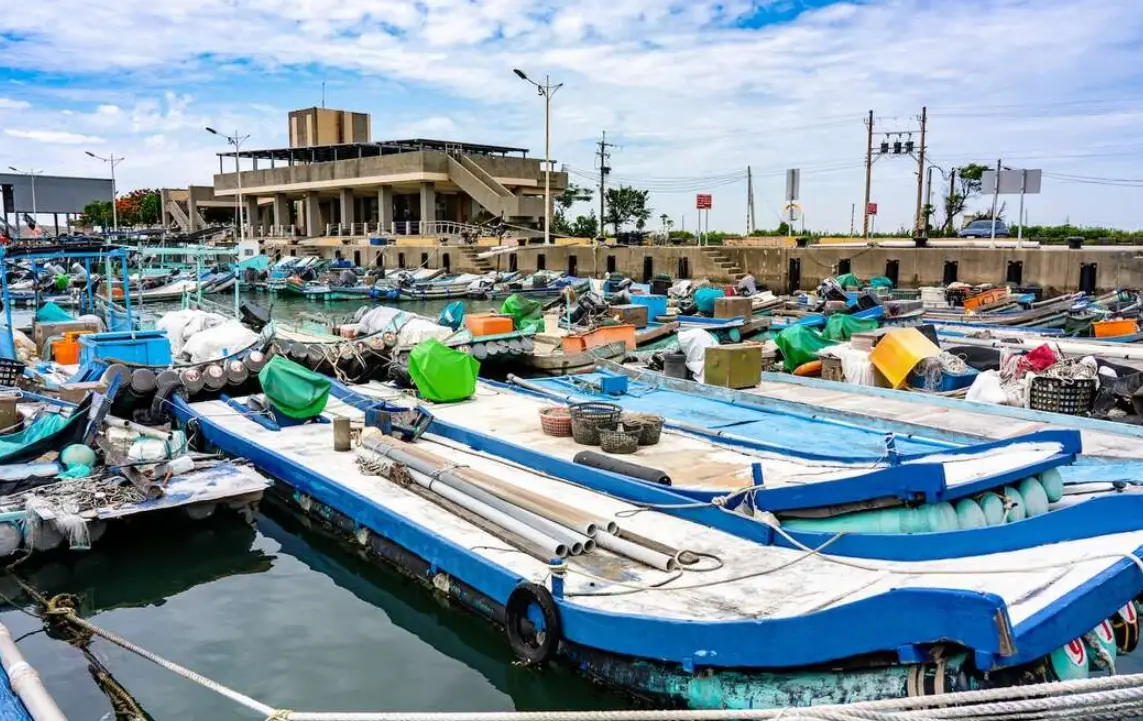 蘆竹溝漁港交通