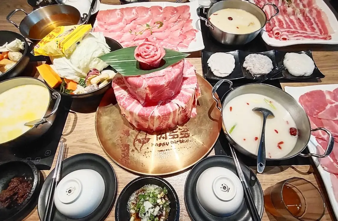 肉多多火鍋點餐攻略：內行人教你怎麼點最划算吃到飽