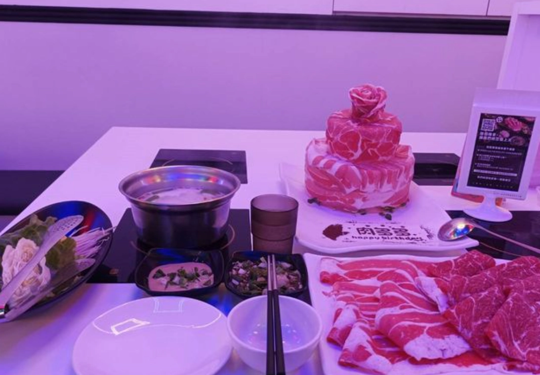 肉多多三重正義店全攻略：爆炒石頭鍋吃法、價格與真實評價