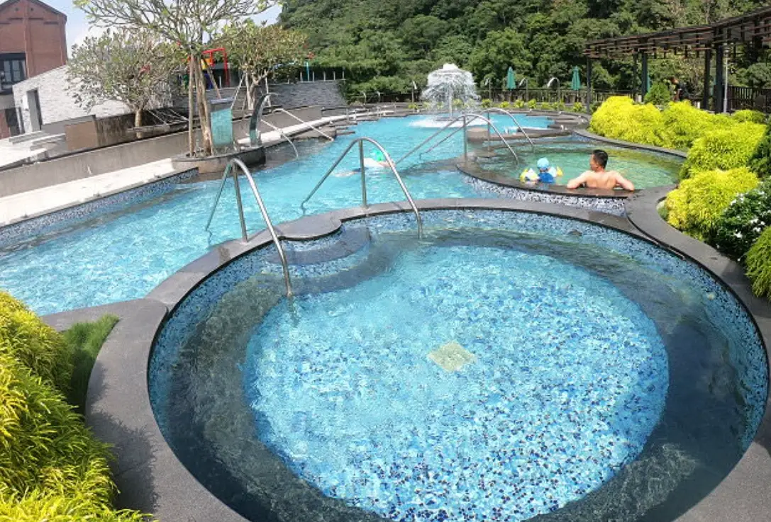 苗栗親子飯店泳池推薦：精選5家讓孩子玩瘋的住宿與實用攻略