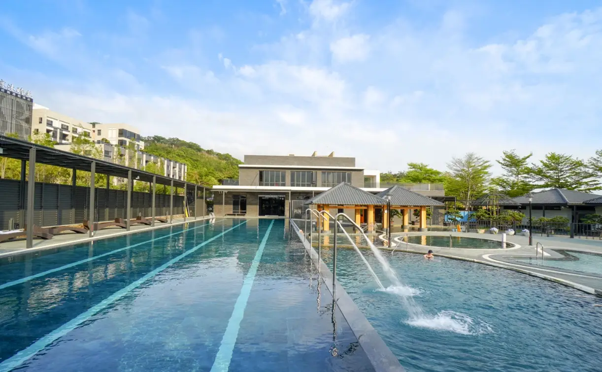 苗栗游泳池推薦｜5間在地人氣泳池實測比較，地址、價格、設施全攻略