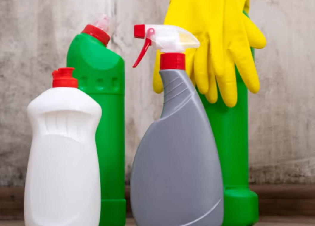 浴室天花板除霉