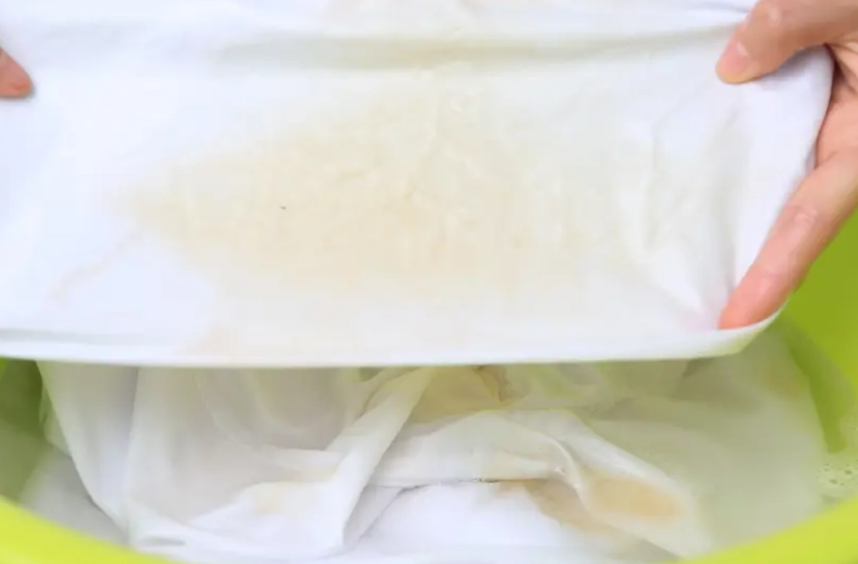 過碳酸鈉洗衣服褪色