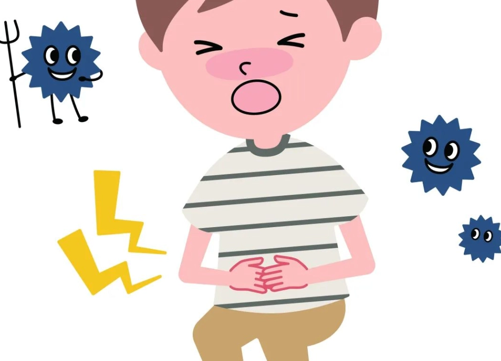 食物中毒緊急處理指南：症狀辨識、自救步驟與就醫時機