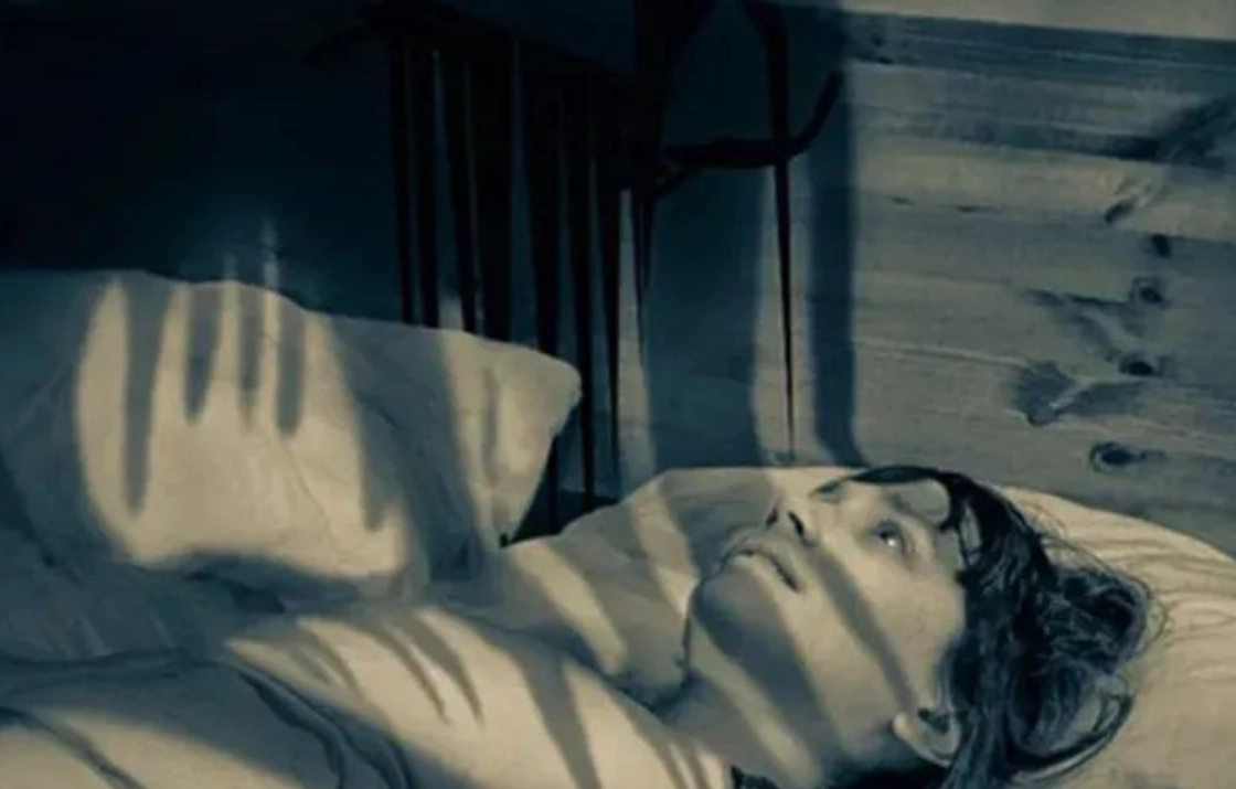 被鬼壓床要念什麼？靈修專家教你3大有效破解咒語與步驟