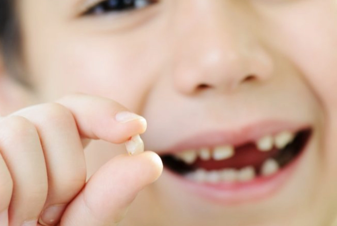 夢到掉牙齒沒流血