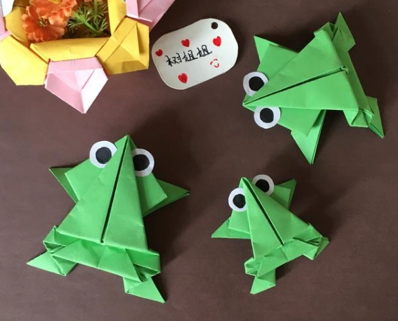 青蛙摺紙步驟