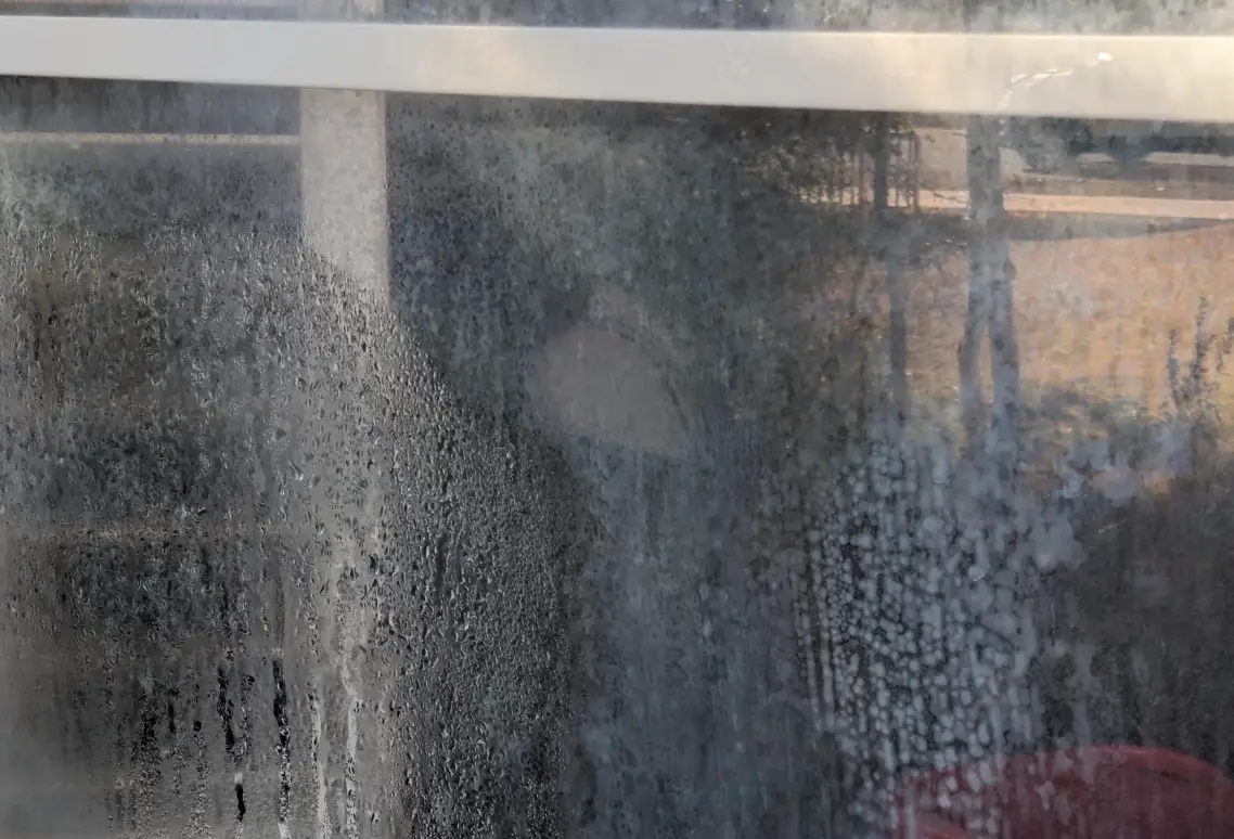 去除玻璃水漬方法