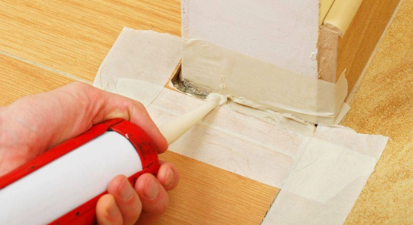 DIY矽利康去除全攻略：5種方法評比與不傷表面技巧