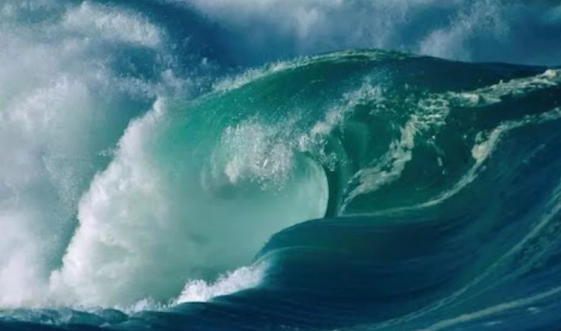 夢到海浪打上來 解夢