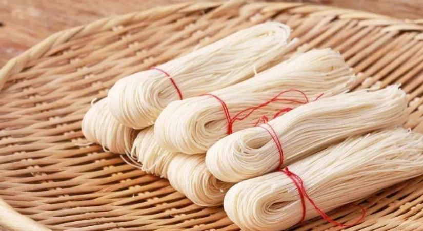 麵線是什麼做的？從原料、手工製程到料理秘訣一次看懂