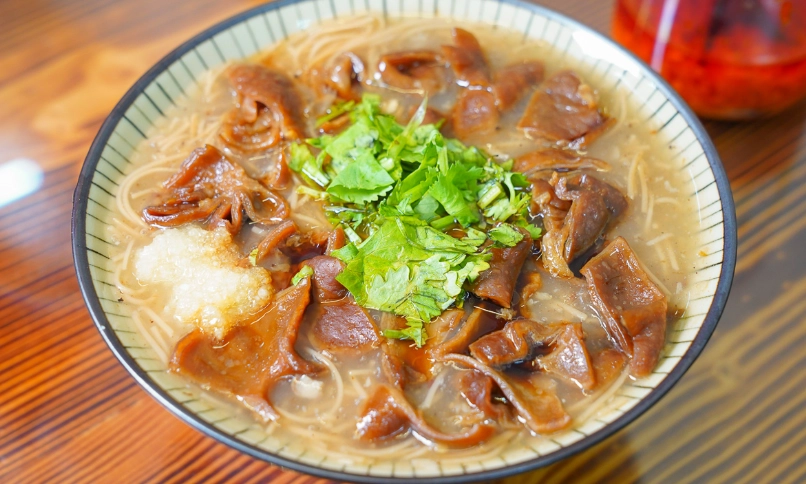 古早味大腸麵線做法：在家完美複製路邊攤濃郁香氣的關鍵秘訣