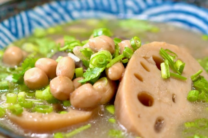 蓮藕煮湯 蓮藕煮湯