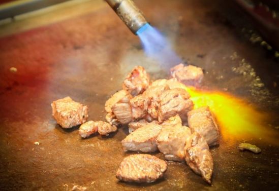 彩虹市集美食 彩虹市集美食