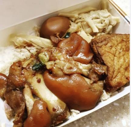 台北小巨蛋附近美食