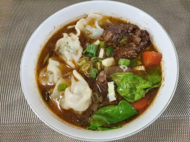牛肉湯餃
