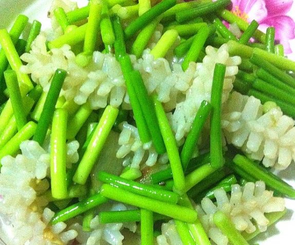 家常炒蒜苗技巧 家常炒蒜苗技巧