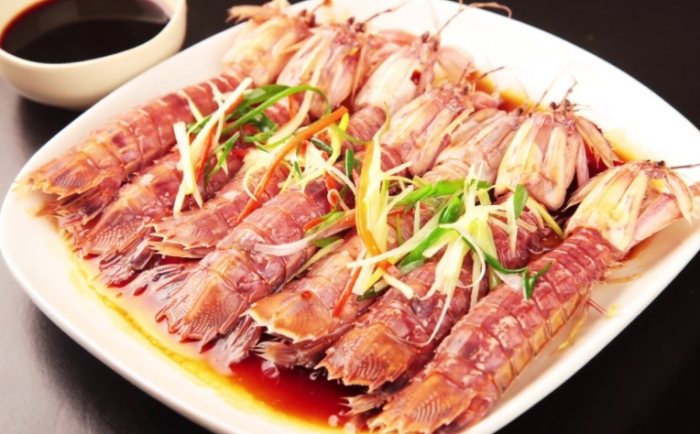 皮皮蝦剝殼方法