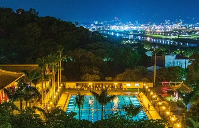 飯店泳池開放時間 飯店泳池開放時間