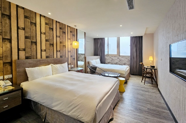 宜蘭車站附近旅館