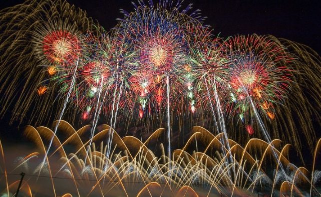 大曲花火观赏时间