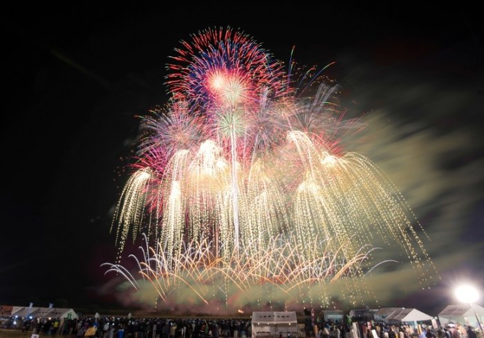 大曲花火大会日程