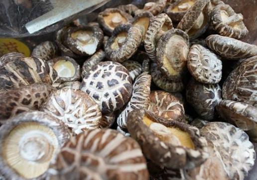 台灣海關檢疫香菇