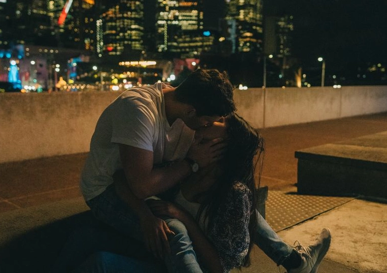 夢到前任交往 解夢 夢到前任交往 解夢