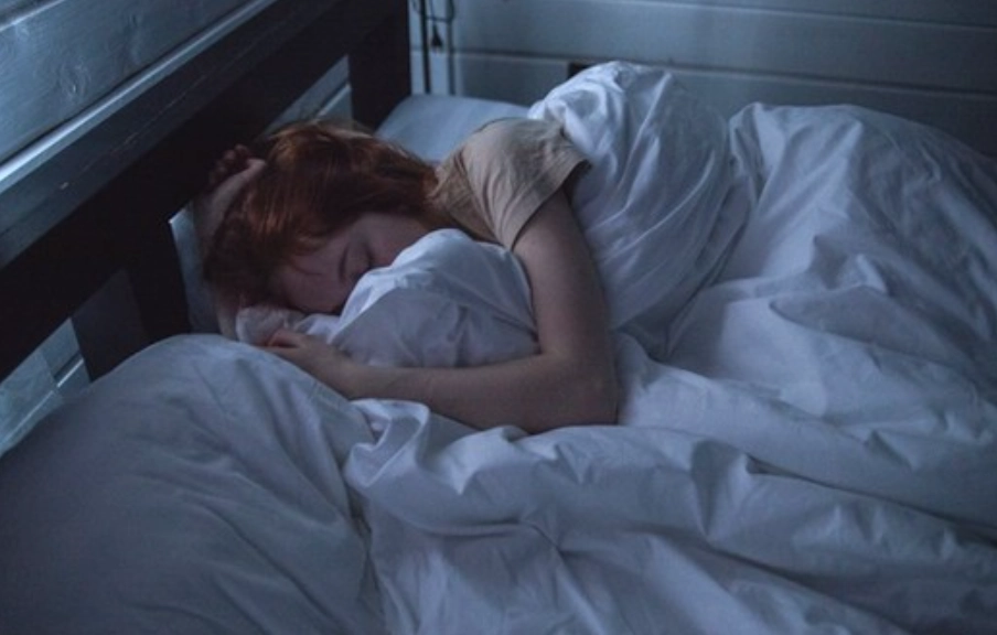 梦里出现的人是谁在想谁 梦里出现的人是谁在想谁