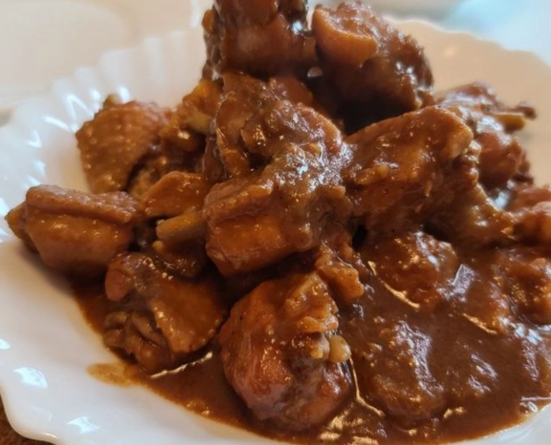 南乳芋頭炆雞食譜