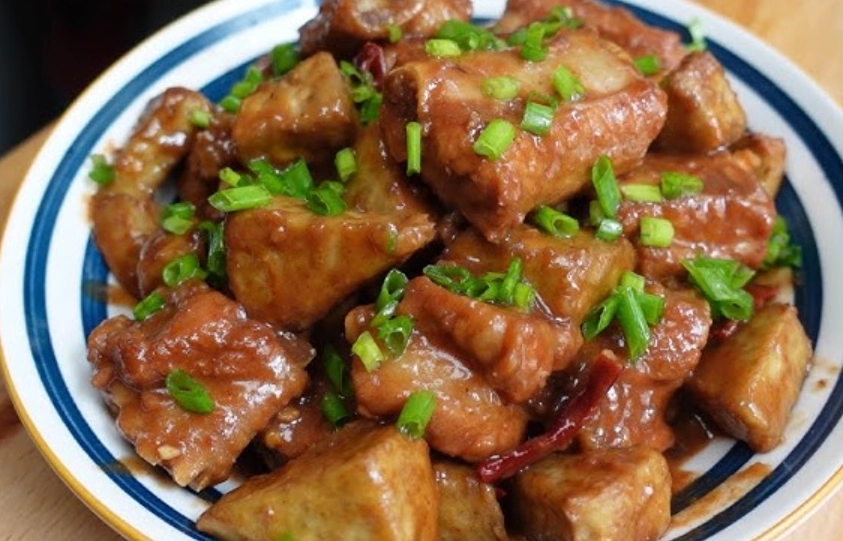 芋頭炆豬肉做法