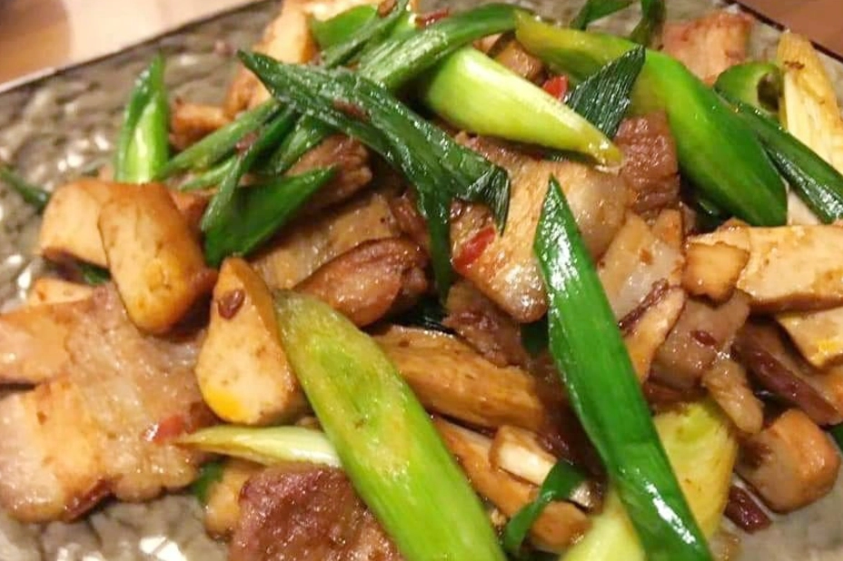 蒜苗回鍋肉食譜