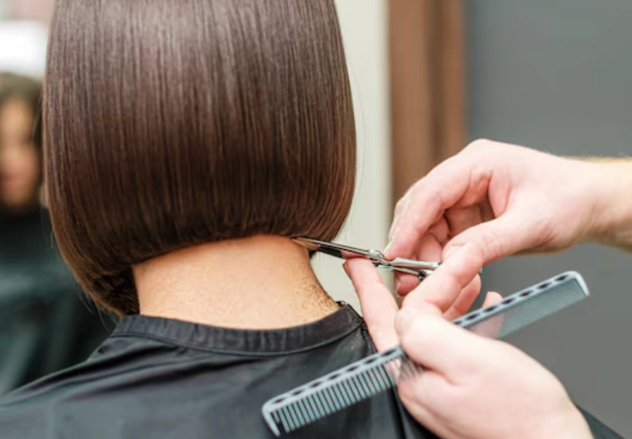 梦到头发被剪短解梦