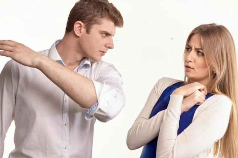 夢見被人攻擊 解夢 夢見被人攻擊 解夢